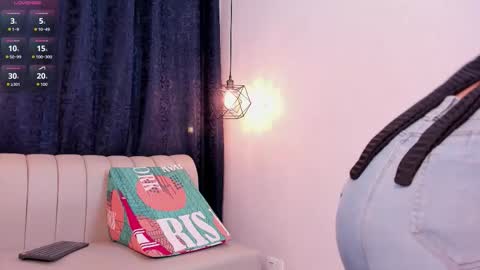 Snapshot of noa_morena chatting on November 26, 2025, 12:28 pm NATHALIA MORENO online show from November 26, 2025, 12:28 pm