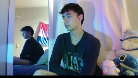 Snapshot of noah_blaze chatting on November 3, 2025, 6:42 pm Noah Blaze online show from November 3, 2025, 6:42 pm