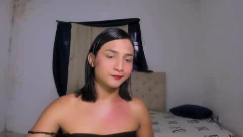 Snapshot of noah_cute18 chatting on January 24, 2025, 8:43 pm Noah online show from January 24, 2025, 8:43 pm