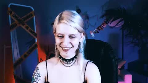 Snapshot of noah_elmer chatting on October 27, 2025, 5:17 pm REAL name LiaDM are always open online show from October 27, 2025, 5:17 pm