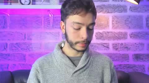    online show from November 18, 2025, 12:20 pm