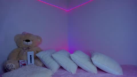 Noah online show from November 18, 2025, 5:39 pm