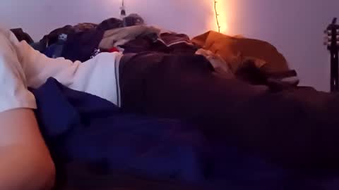 Noah Wesley online show from December 11, 2024, 9:23 pm