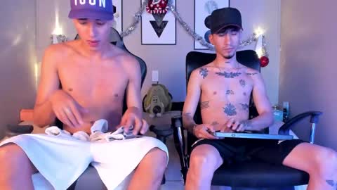 Snapshot of noahdaviss chatting on December 9, 2024, 12:12 am noahdaviss online show from December 9, 2024, 12:12 am