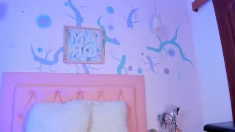 Snapshot of noahperezz chatting on November 9, 2025, 12:31 am noahperezz online show from November 9, 2025, 12:31 am