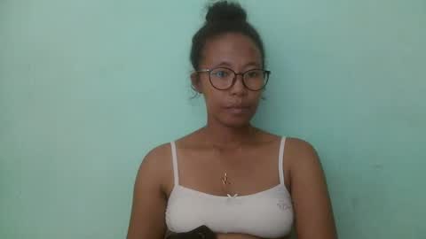 Snapshot of noellah chatting on March 4, 2025, 8:24 am noellah online show from March 4, 2025, 8:24 am