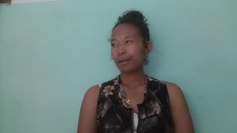 Snapshot of noellah chatting on March 6, 2025, 5:24 am noellah online show from March 6, 2025, 5:24 am