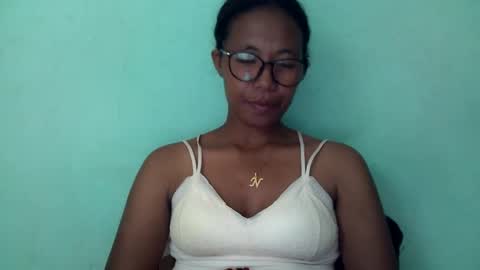 Snapshot of noellah chatting on March 8, 2025, 4:06 pm noellah online show from March 8, 2025, 4:06 pm