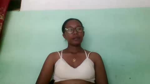 Snapshot of noellah chatting on March 9, 2025, 4:22 pm noellah online show from March 9, 2025, 4:22 pm