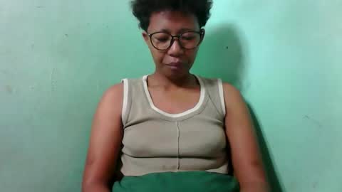 Snapshot of noellah chatting on October 13, 2025, 6:24 am noellah online show from October 13, 2025, 6:24 am