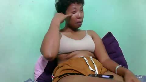 Snapshot of noellah chatting on November 10, 2025, 5:01 pm noellah online show from November 10, 2025, 5:01 pm