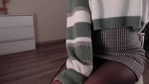 Snapshot of noelleneptune chatting on December 24, 2024, 5:34 pm noelleneptune online show from December 24, 2024, 5:34 pm