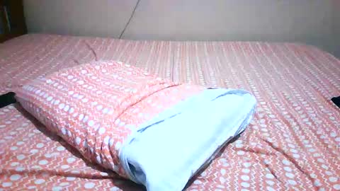 nofacebaby_ online show from November 8, 2025, 3:39 am