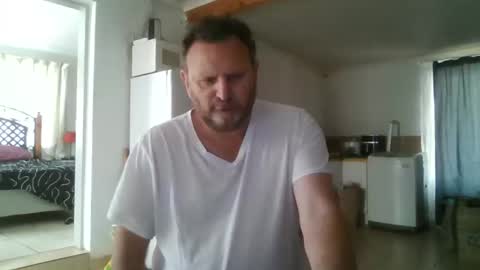 Snapshot of nollie244 chatting on September 10, 2025, 8:25 am Nollie online show from September 10, 2025, 8:25 am