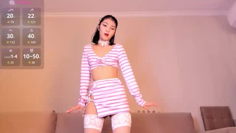 Snapshot of nooniemoon chatting on September 26, 2025, 2:26 am nooniemoon online show from September 26, 2025, 2:26 am