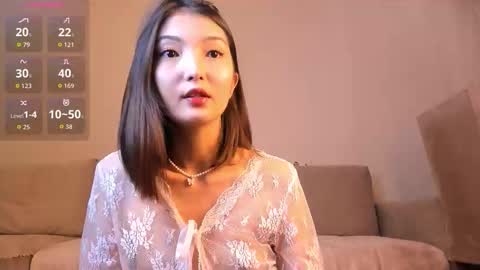 Snapshot of nooniemoon chatting on September 28, 2025, 2:17 am nooniemoon online show from September 28, 2025, 2:17 am
