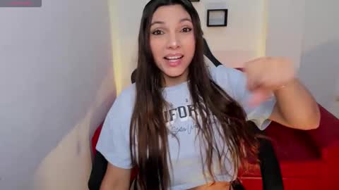 Snapshot of nora22xx chatting on November 8, 2025, 4:45 am Nora online show from November 8, 2025, 4:45 am