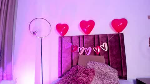 Nora Da Silva online show from February 15, 2025, 12:48 am