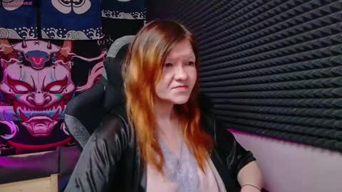 Snapshot of nora_lovvv chatting on December 14, 2025, 10:53 am Nora online show from December 14, 2025, 10:53 am