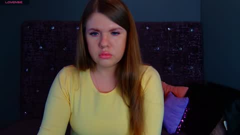 Snapshot of norabigas chatting on December 23, 2024, 11:39 pm Nora online show from December 23, 2024, 11:39 pm