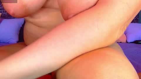 Snapshot of norabigas chatting on September 9, 2025, 1:49 am Nora online show from September 9, 2025, 1:49 am