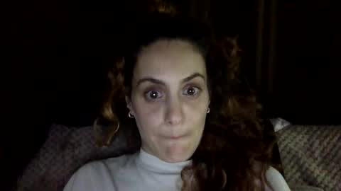 Snapshot of norablues chatting on November 10, 2025, 8:19 pm norablues online show from November 10, 2025, 8:19 pm