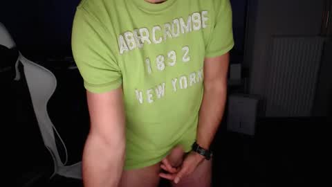 Neuling online show from November 10, 2025, 11:26 pm