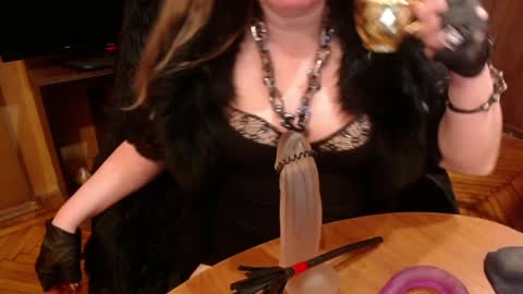 miss Tress online show from December 20, 2024, 11:58 pm