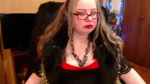 miss Tress online show from December 31, 2024, 11:28 pm