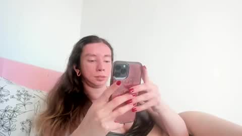 Snapshot of nortar9766 chatting on December 26, 2024, 8:32 pm Emily snow online show from December 26, 2024, 8:32 pm