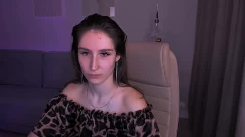 Snapshot of north_valkyrie chatting on January 31, 2025, 3:11 pm Hazel online show from January 31, 2025, 3:11 pm