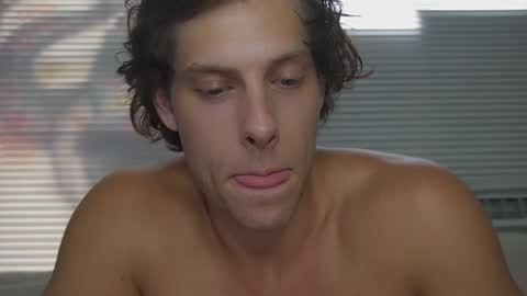 Snapshot of not_alexstone chatting on October 4, 2025, 10:19 pm not_alexstone online show from October 4, 2025, 10:19 pm