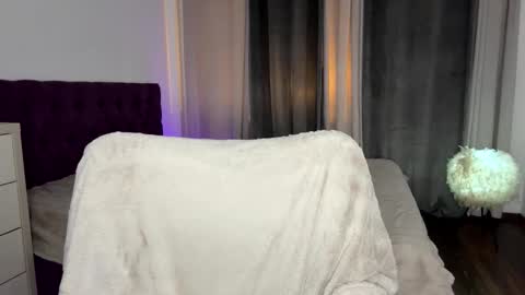 Snapshot of notamericanpie23 chatting on November 20, 2025, 9:03 pm Tina online show from November 20, 2025, 9:03 pm