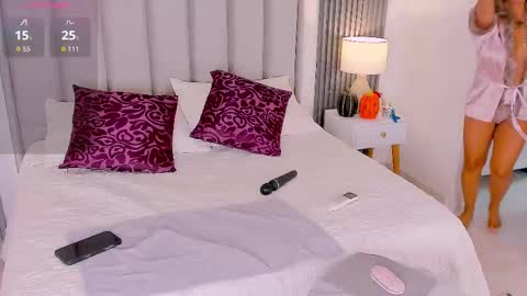 Snapshot of novacyysantos chatting on November 3, 2025, 4:30 pm Andrea online show from November 3, 2025, 4:30 pm