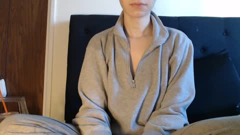 Snapshot of novafrey chatting on January 3, 2025, 4:59 pm Olivia online show from January 3, 2025, 4:59 pm