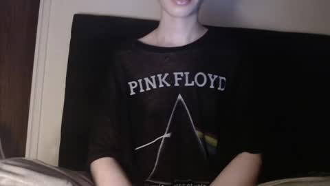 Snapshot of novafrey chatting on March 4, 2025, 3:55 am Olivia online show from March 4, 2025, 3:55 am