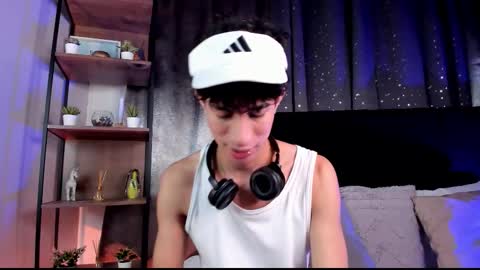 Nova online show from November 27, 2025, 9:17 pm