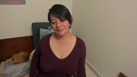 Snapshot of nuit_rose chatting on January 20, 2025, 4:54 am nuit_rose online show from January 20, 2025, 4:54 am