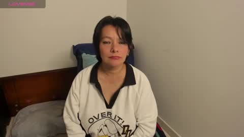 Snapshot of nuit_rose chatting on March 4, 2025, 1:45 am nuit_rose online show from March 4, 2025, 1:45 am