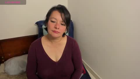 Snapshot of nuit_rose chatting on March 8, 2025, 2:01 am nuit_rose online show from March 8, 2025, 2:01 am
