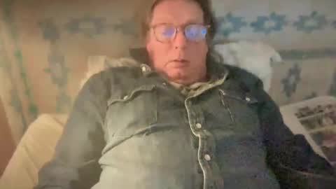 Snapshot of nurod chatting on February 14, 2025, 10:28 am nurod online show from February 14, 2025, 10:28 am