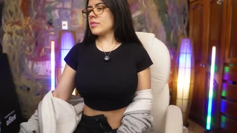 Snapshot of nurse_squirt chatting on October 7, 2025, 12:08 am Claudia online show from October 7, 2025, 12:08 am