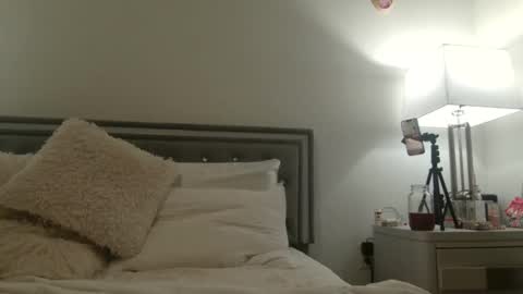 Snapshot of nursekittyslut chatting on January 4, 2025, 6:41 am nursekittyslut online show from January 4, 2025, 6:41 am