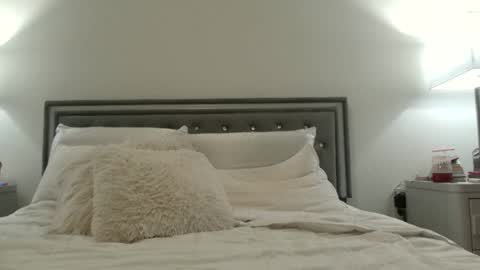 Snapshot of nursekittyslut chatting on January 13, 2025, 1:34 am nursekittyslut online show from January 13, 2025, 1:34 am