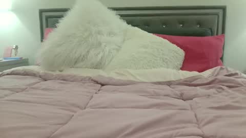 Snapshot of nursekittyslut chatting on February 25, 2025, 7:31 am nursekittyslut online show from February 25, 2025, 7:31 am