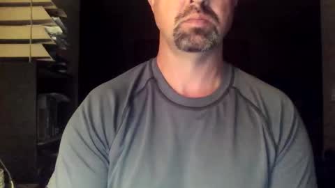 nvrenuff1979 online show from October 23, 2025, 9:41 am