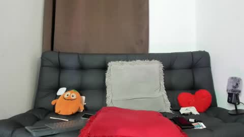 Nia online show from February 2, 2025, 7:20 am