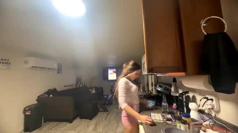 Snapshot of nymphomaticbaby chatting on November 21, 2025, 3:27 am nymphomaticbaby online show from November 21, 2025, 3:27 am