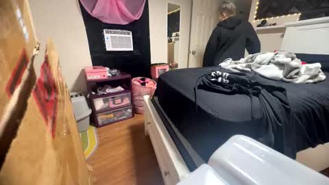 Snapshot of nymphomaticbaby chatting on December 3, 2025, 1:35 am nymphomaticbaby online show from December 3, 2025, 1:35 am