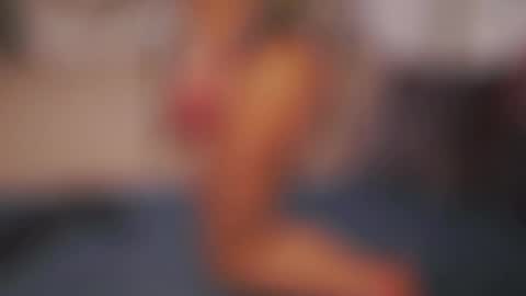 Snapshot of nyrobinova chatting on February 15, 2025, 4:25 am nyrobinova online show from February 15, 2025, 4:25 am